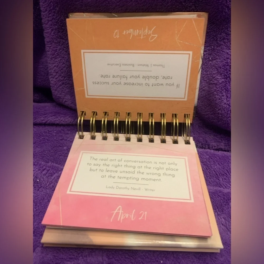 Ryve Gold Spiral Inspirational Quote Daily Calendar New